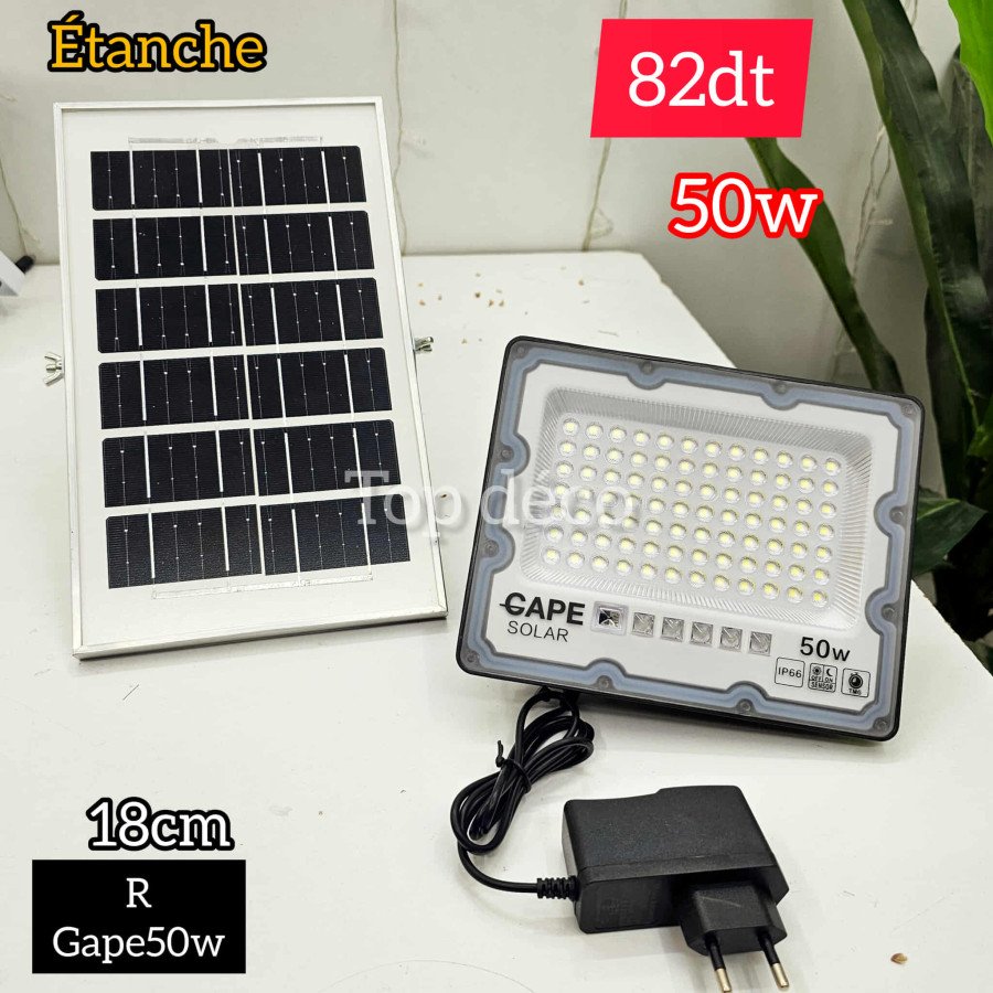 Projecteur LED Solaire Étanche 50W – GAPE